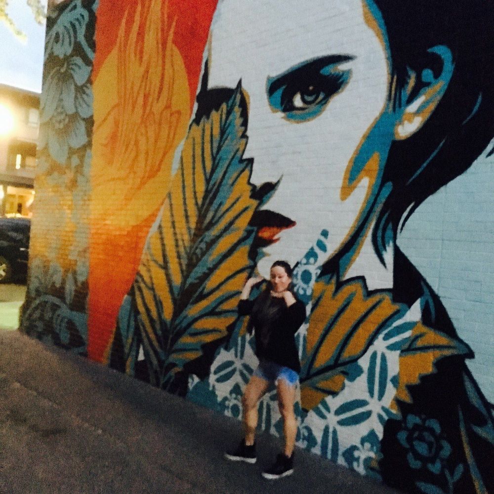 Meet your Posher, Lauren